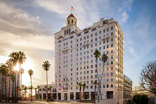 Fairmont Breakers Long Beach