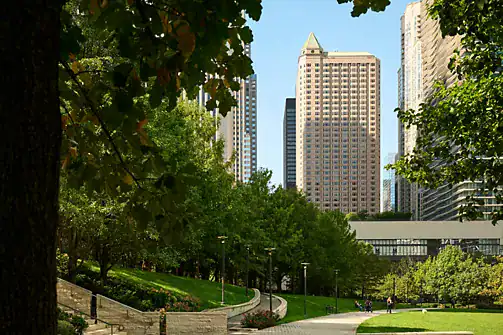 Fairmont Chicago, Millennium Park